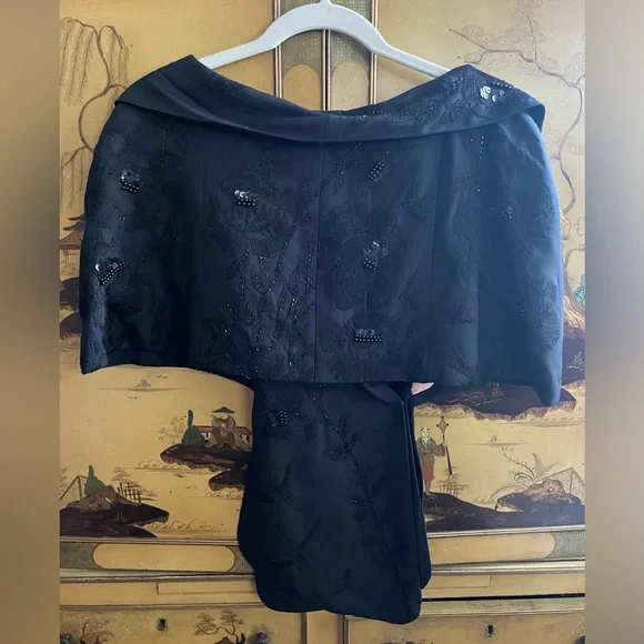 TRACY REESE Black Beaded Embroidered Silk Capelet Wrap Stole Hollywood Glamour M - Picture 2 of 11